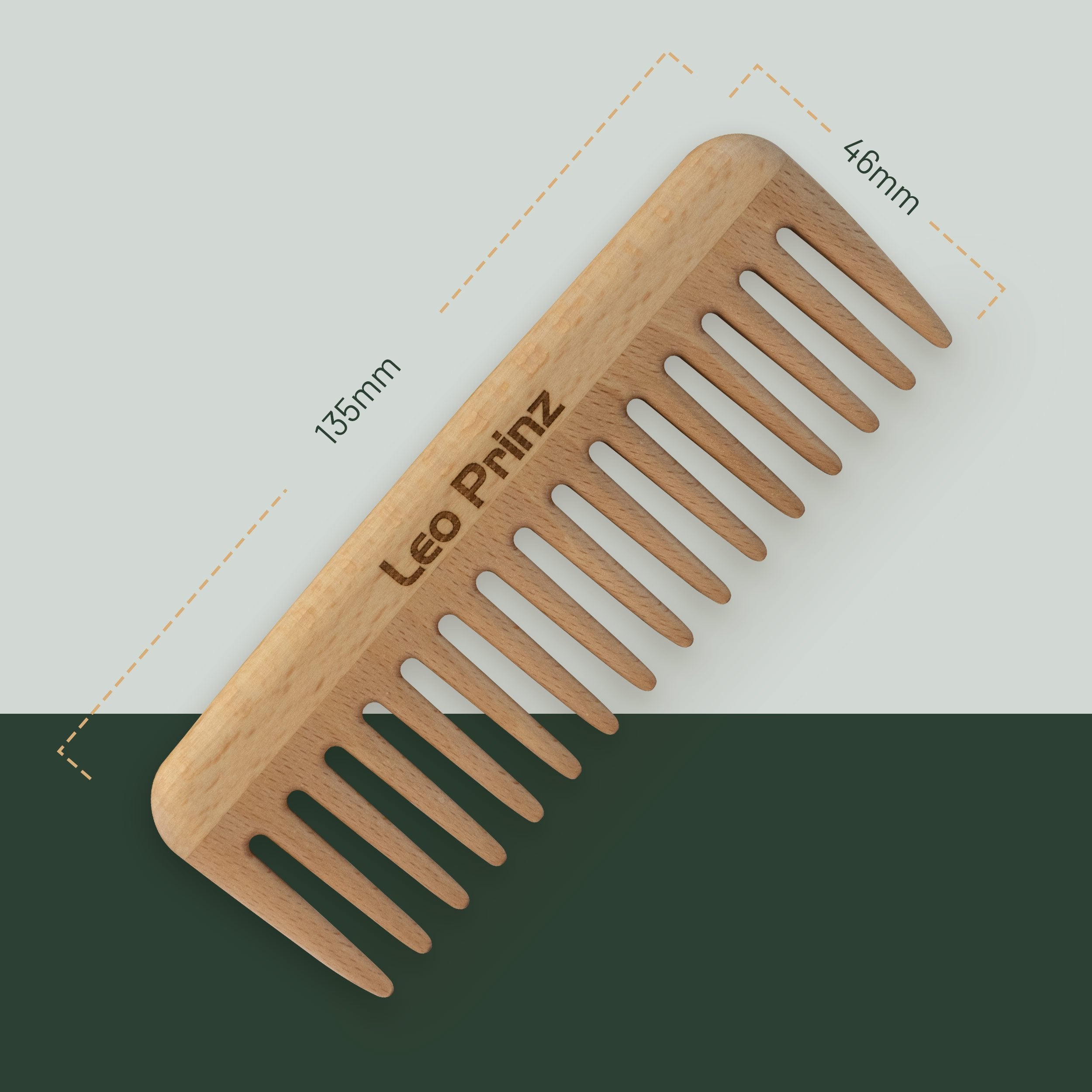 Wooden detangling comb with dimensions, ideal for styling and hair care, featuring "Leo Prinz" engraving.