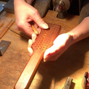 Natural Hair Brush mit handeingezogenen Wildschweinborsten